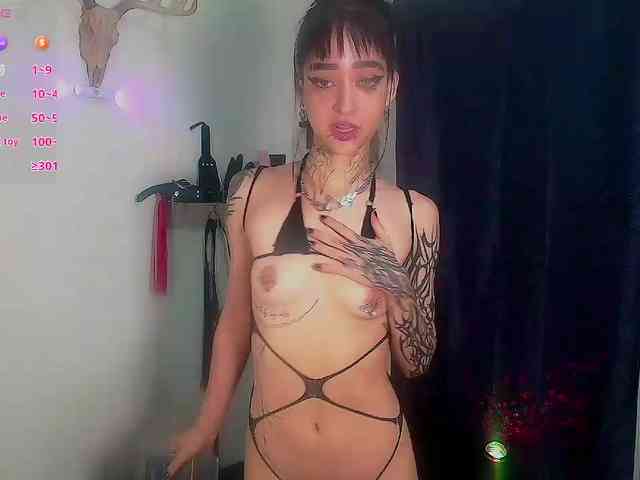 DakariaHills Live Webcam on BongaCams