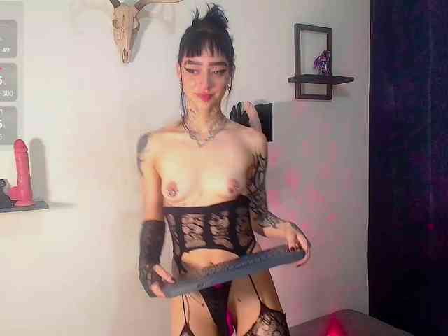 This model is live right now. DakariaHills