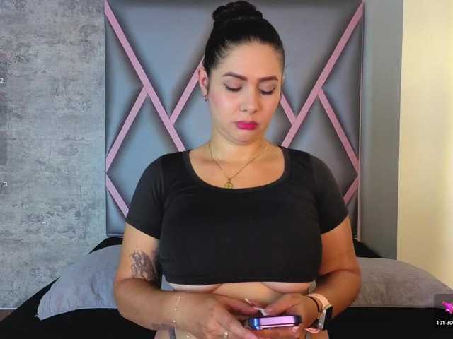 KattyPaezz live webcam show
