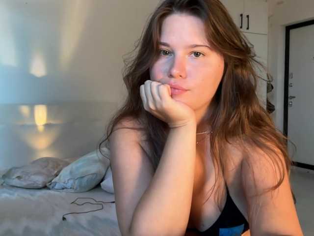 Chiculya live cam on BongaCams
