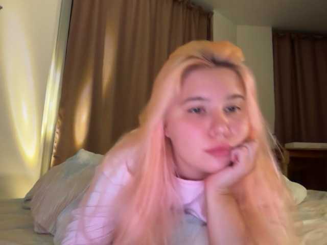 Chiculya live cam on BongaCams