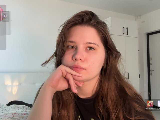 Chiculya live cam on BongaCams