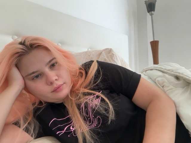 Chiculya live cam on BongaCams
