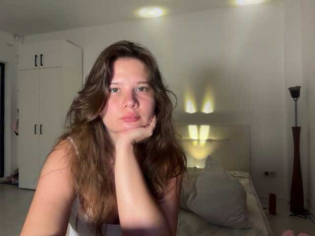 Chiculya live cam on BongaCams