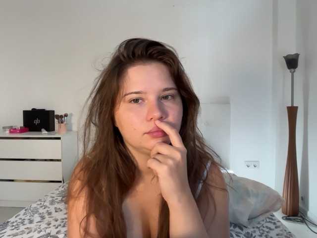 Chiculya live cam on BongaCams