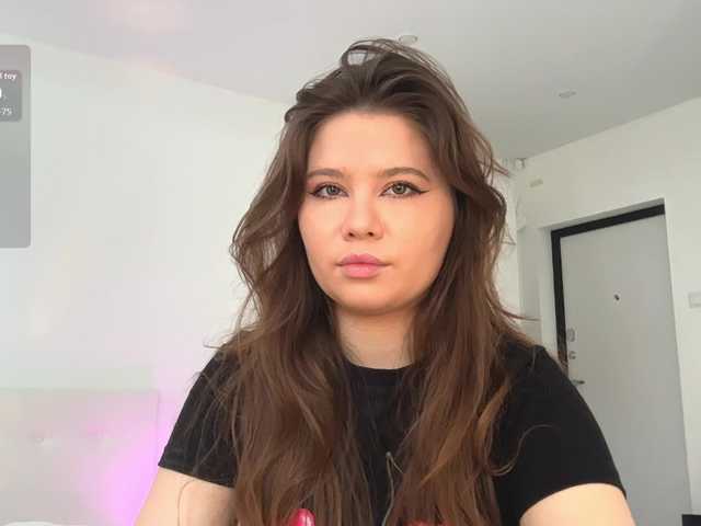 Chiculya's BongaCams show and profile