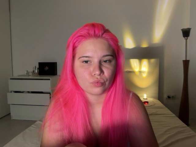 Chiculya live cam on BongaCams