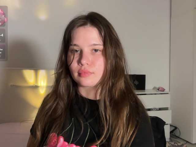 Chiculya live cam on BongaCams
