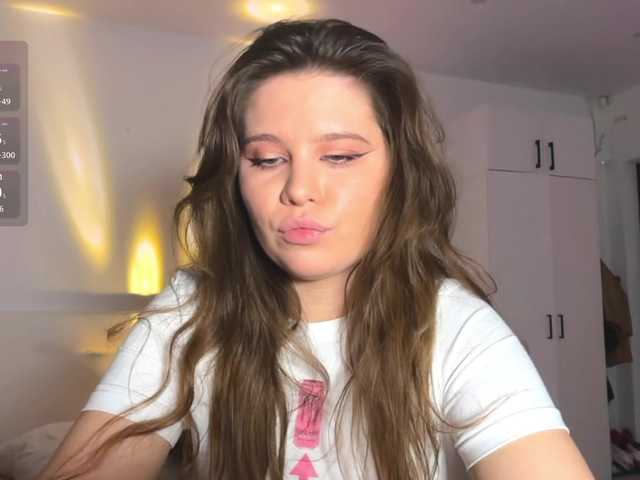 Chiculya's BongaCams show and profile