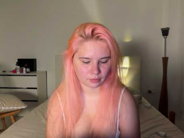 Chiculya live cam on BongaCams