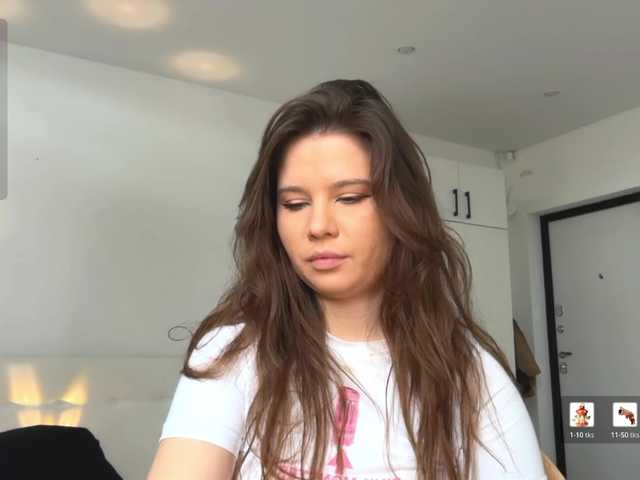 Chiculya's BongaCams show and profile