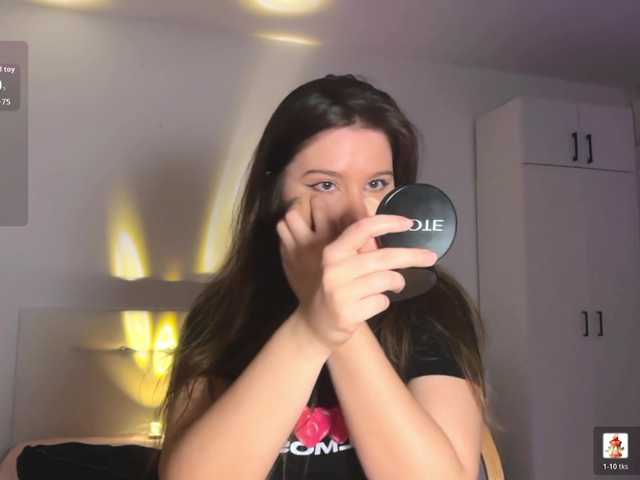 Chiculya's BongaCams show and profile