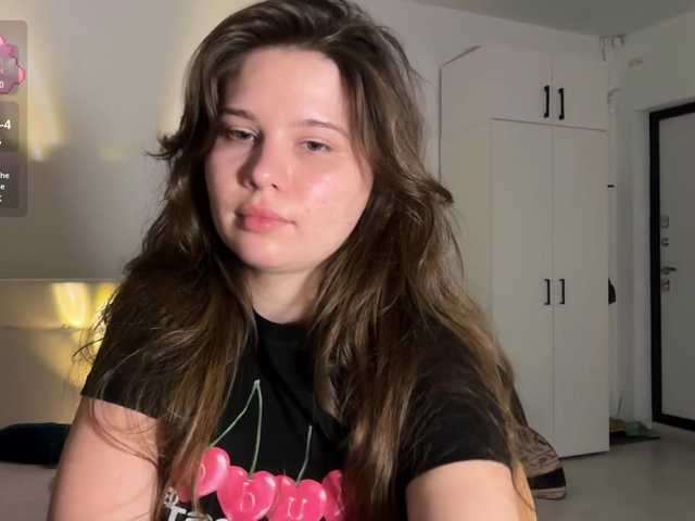 Chiculya live cam on BongaCams