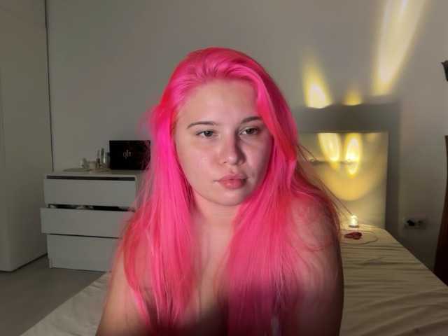 Chiculya live cam on BongaCams
