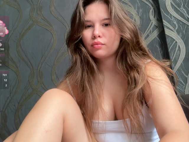 Chiculya live cam on BongaCams