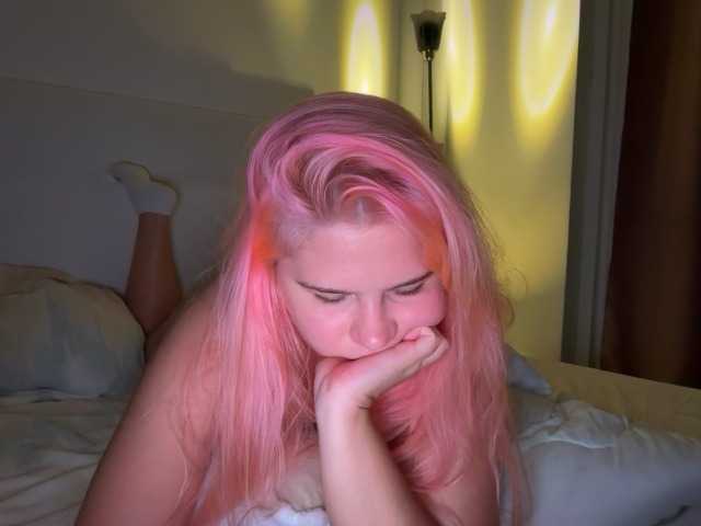 Chiculya, live now on BongaCams