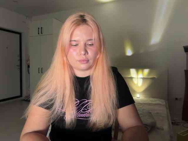 SukaPisya webcam