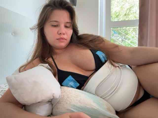 SukaPisya webcam