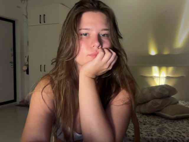 Chiculya Live Webcam on BongaCams
