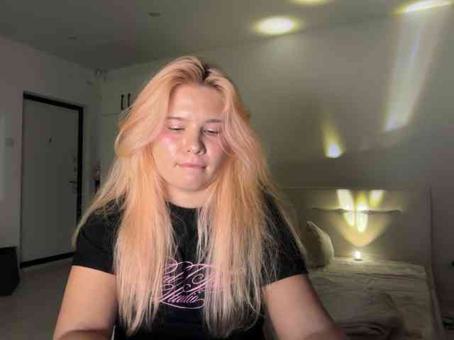 SukaPisya webcam