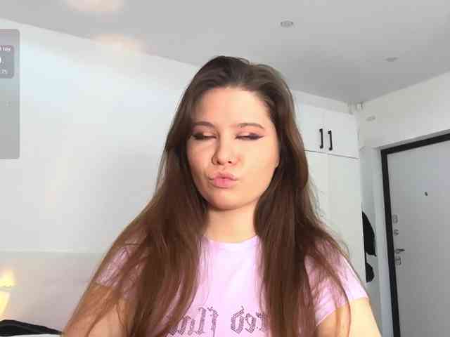 Chiculya Live Webcam on BongaCams