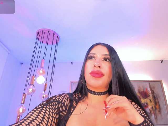 LeahLombardi live cam on BongaCams