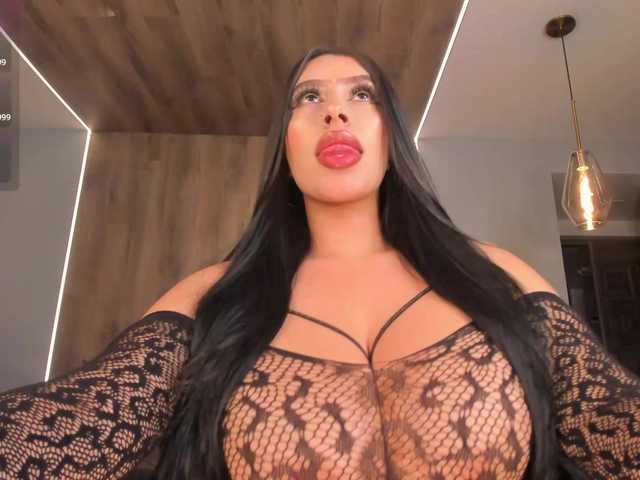 LeahLombardi's BongaCams show and profile