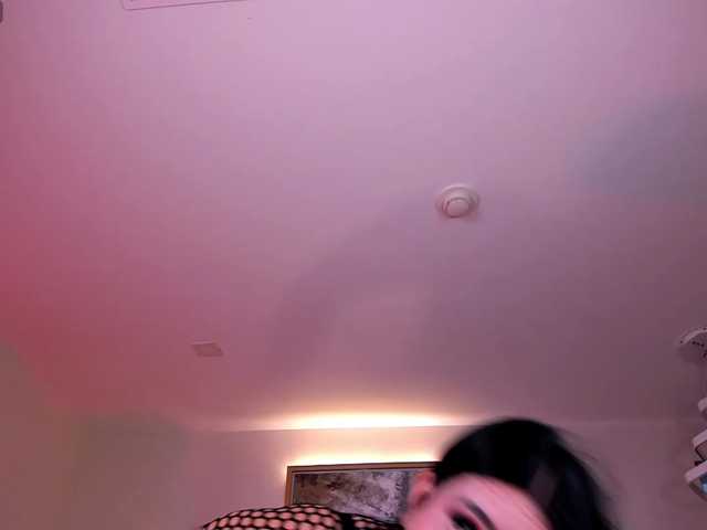 LeahLombardi live cam on BongaCams