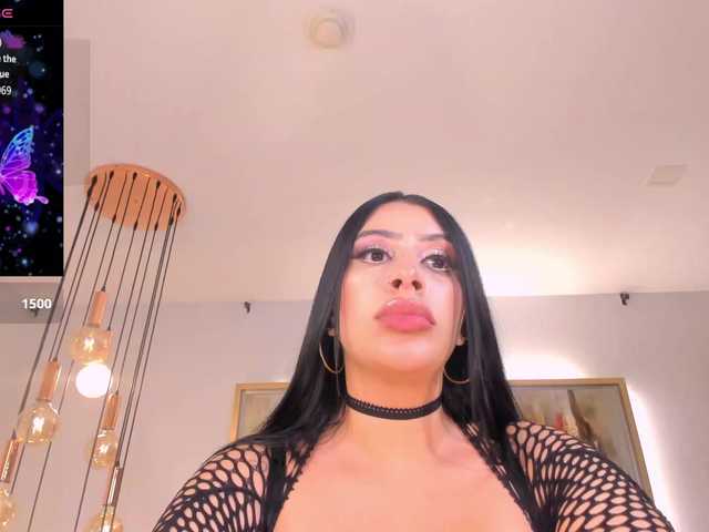 LeahLombardi live cam on BongaCams