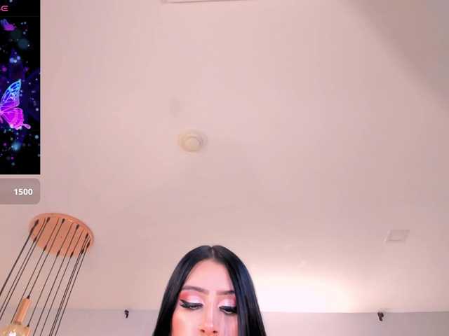 LeahLombardi live cam on BongaCams