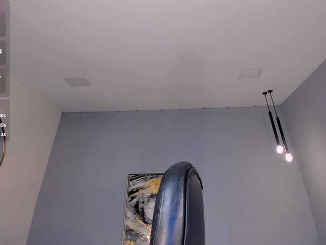 LeahLombardi live cam on BongaCams