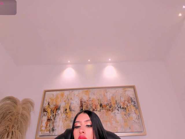 LeahLombardi live cam on BongaCams