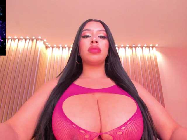LeahLombardi live cam on BongaCams