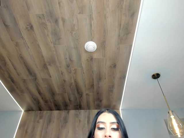 LeahLombardi live webcam show