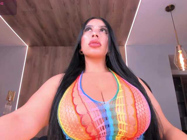 LeahLombardi live webcam show