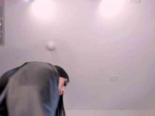 LeahLombardi webcam