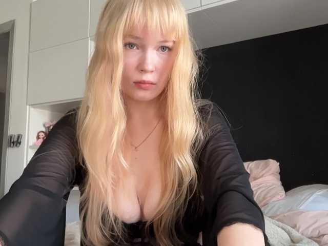 Aliceprobrawlstars live cam on BongaCams