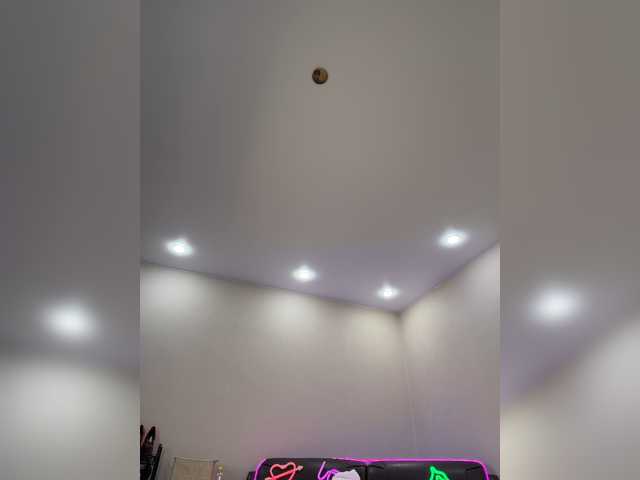 Cristalkate's BongaCams show and profile