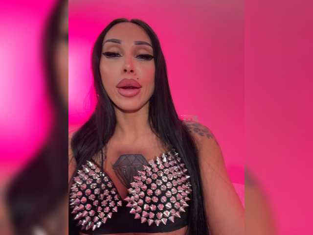 Cristalkate live cam