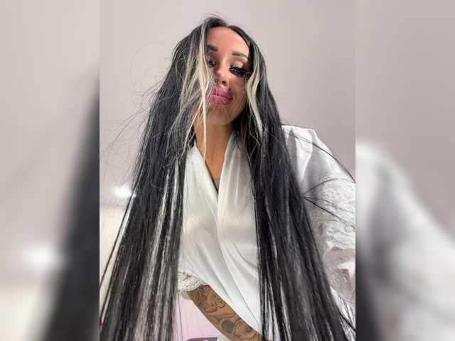  Cristalkate chat room