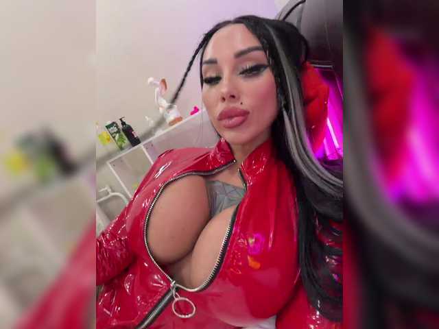  Cristalkate chat room