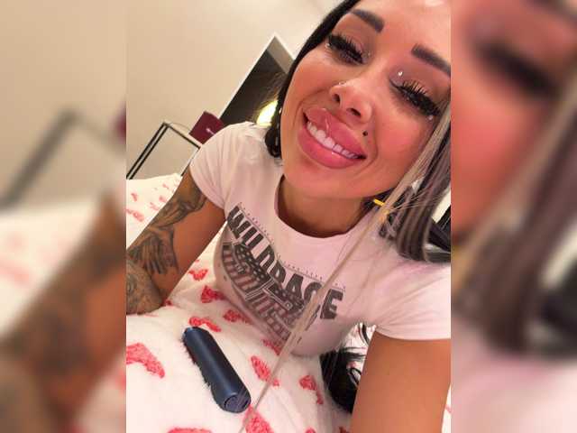  Cristalkate chat room