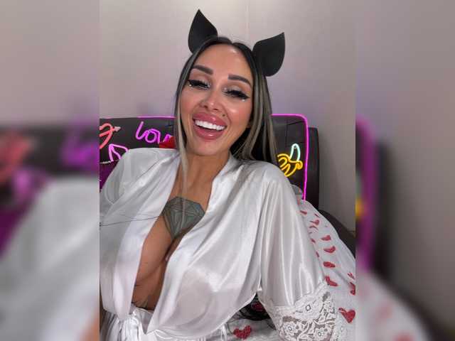  Cristalkate chat room