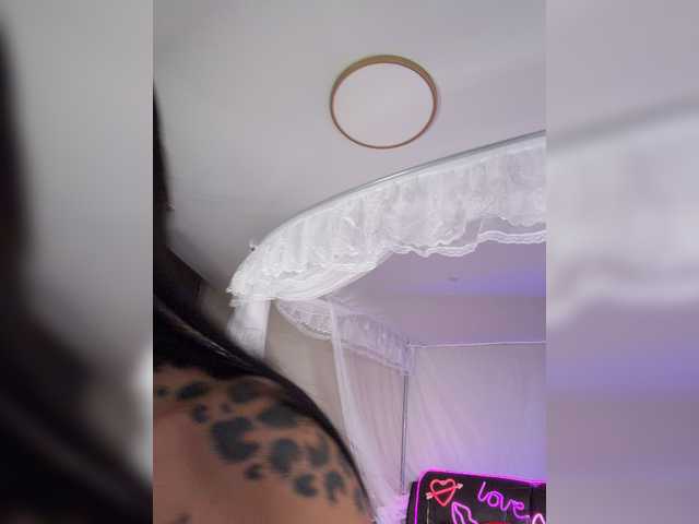 Cristalkate live cam on BongaCams