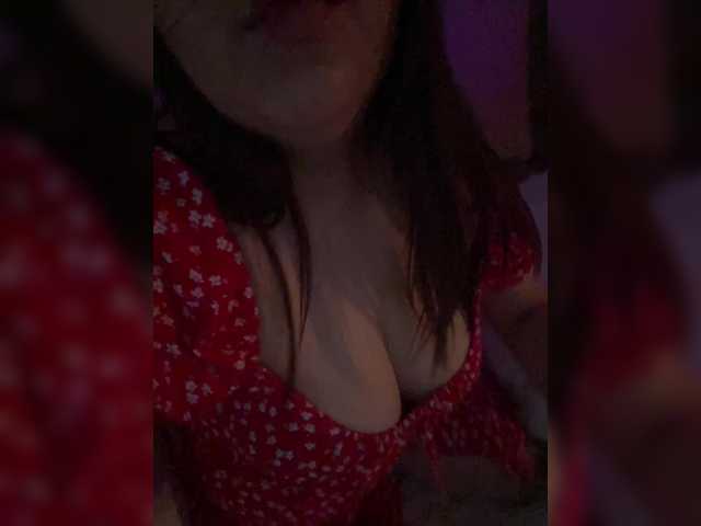 Thebaddestfemale live cam on BongaCams
