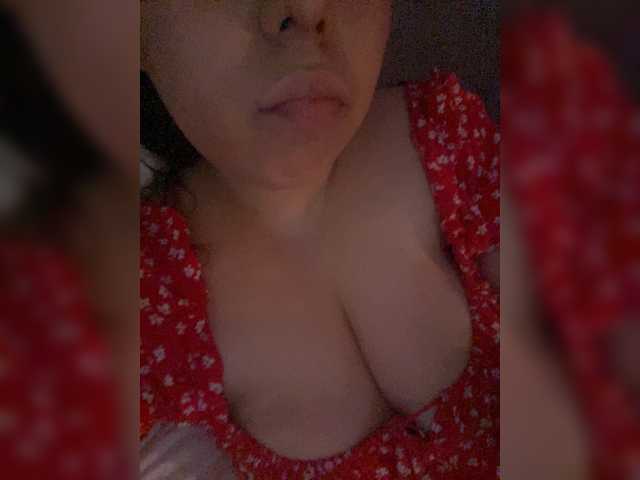 Thebaddestfemale live webcam show