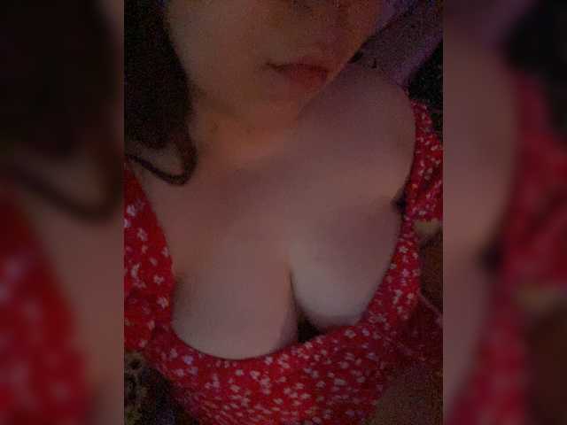 Thebaddestfemale live cam on BongaCams