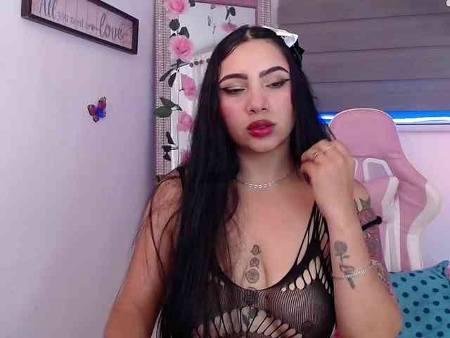 valeryysexyy1 webcam