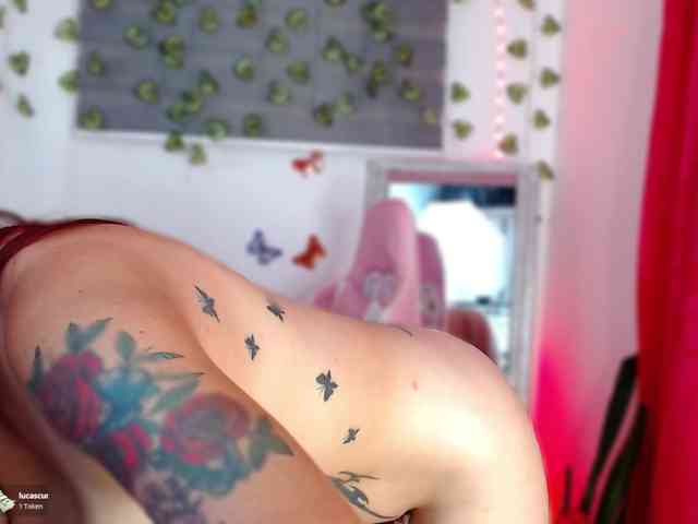 valeryysexyy1 webcam