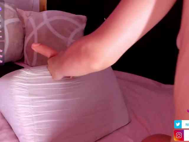 Nicole-blake webcam